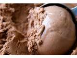 Batuk ? Sembuhkan Dengan Makan Ice Cream Coklat