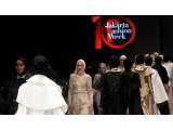 Fashion Show Terbesar Di Asia Tenggara: Jakarta Fashion Week Datangkan 175 Desainer Dunia